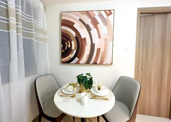 Stylish Wifi & Netflix S Res A1116 Manila