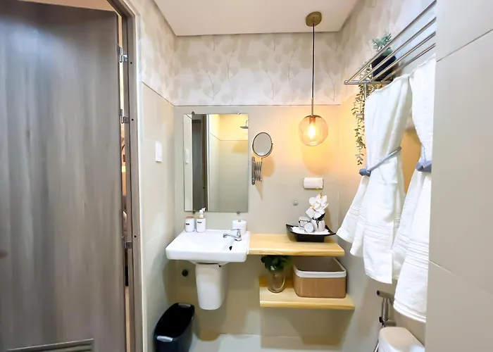 Apartment Stylish Wifi & Netflix S Res A1116 *